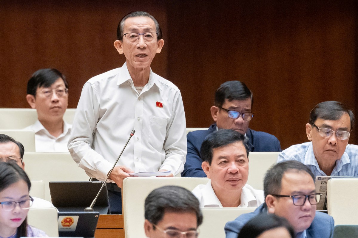 Đại biểu Trần Hoàng Ngân - Đoàn ĐBQH Tp. Hồ Chí Minh Đại biểu Trần Hoàng Ngân - Đoàn ĐBQH Tp. Hồ Chí Minh