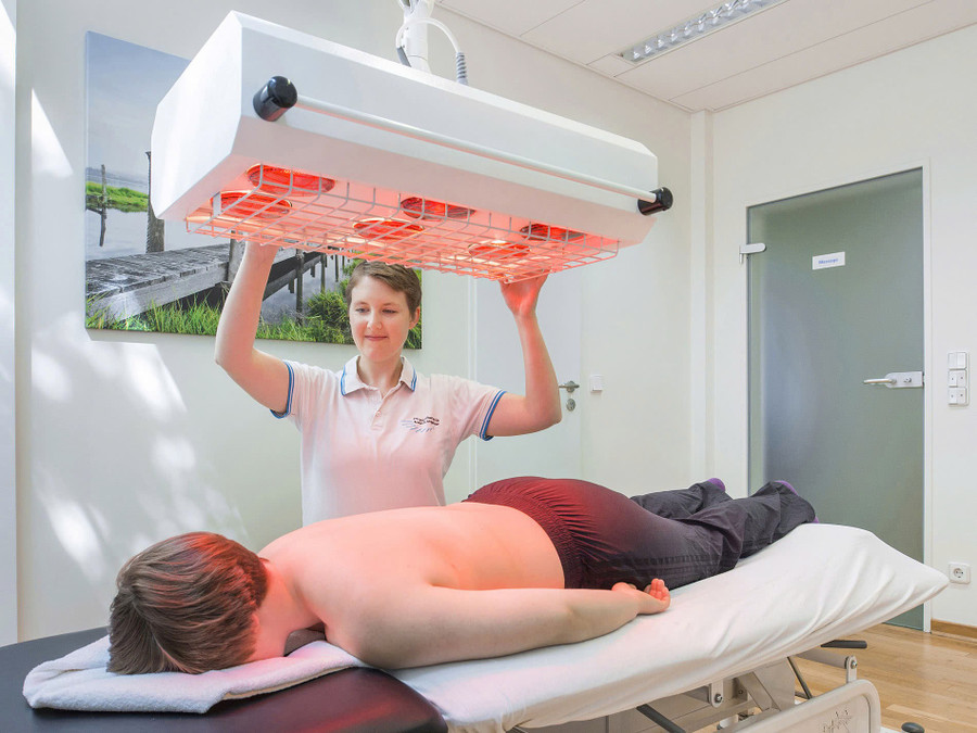 Liệu pháp nhiệt hồng ngoại giúp giảm căng thẳng cho người trầm cảm. tri-benh-nho-anh-sang-hong-ngoai-2.jpg