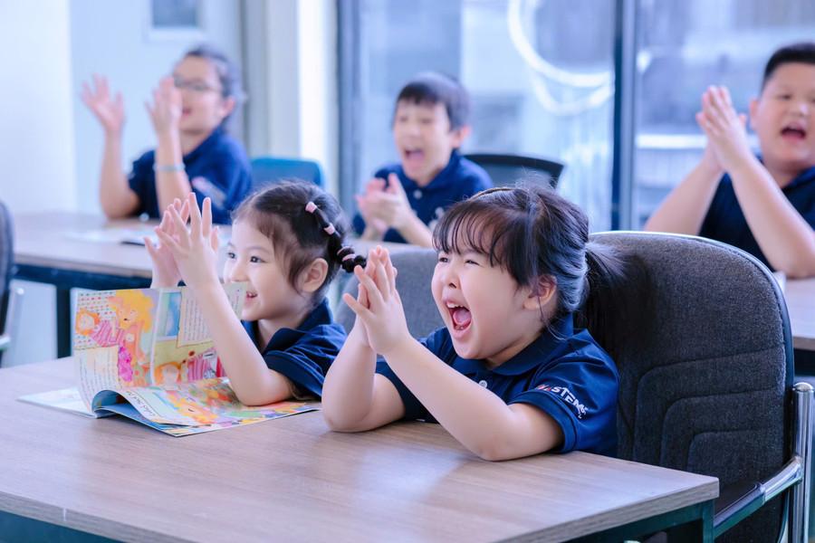 Mục đích của phương pháp này nhằm định hình cho học sinh trở thành công dân toàn cầu trong tương lai. z6155178214317-c6b98ded07126519624b764512ec2dbf.jpg