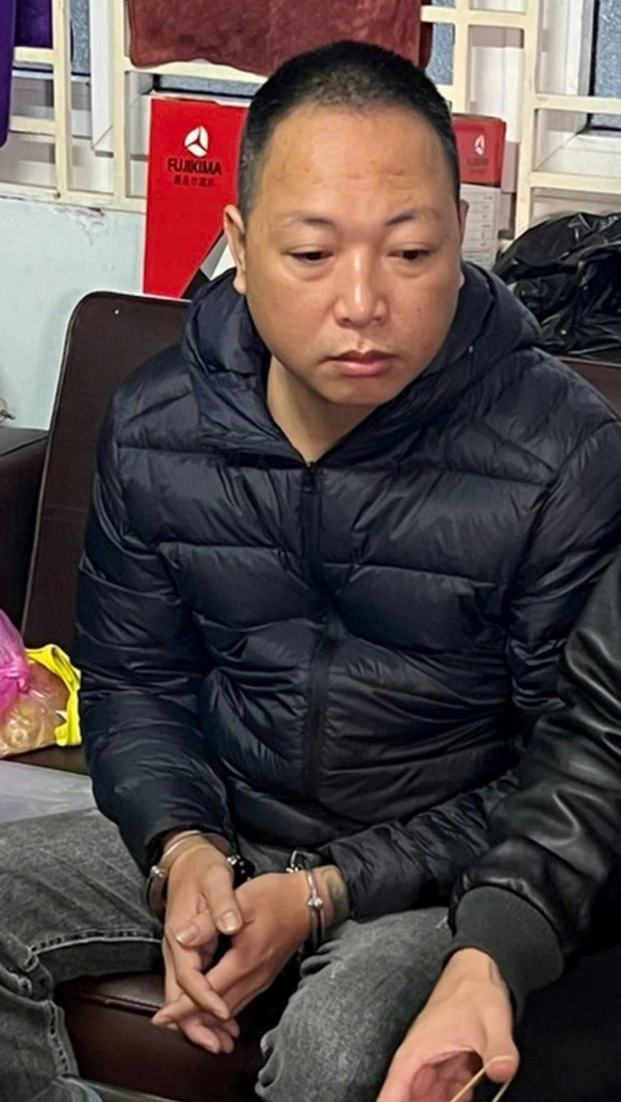 Võ Bá Quang cầm đầu đường dây đánh bạc hơn 300 tỷ đồng. z6168244915419-e216a4aa220bb8e67212199a932e95b3-9166.jpg