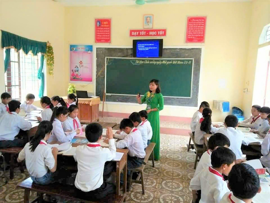 Tiết học tăng cường môn kỹ năng sống tại trường học trên địa bàn huyện Quỳ Hợp, Nghệ An. Ảnh: NTCC hoi-thao-ho-tro-truong-dan-toc-ban-tru-5.jpg