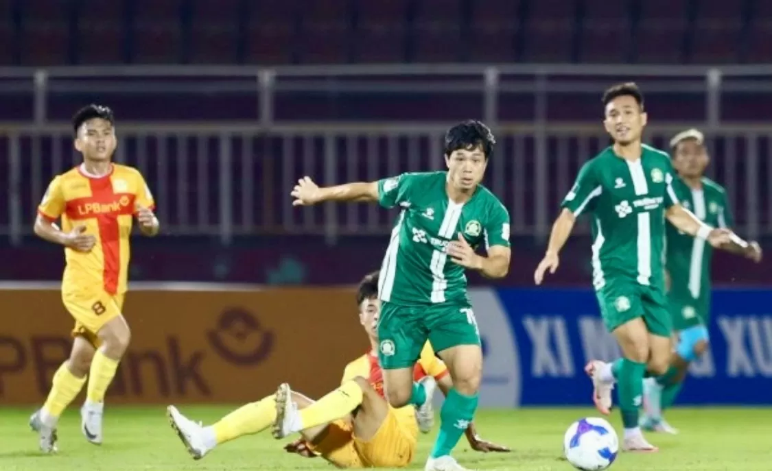 Trường Tươi Bình Phước: ‘Cơn sốt’ bóng đá tại Giải Hạng Nhất Trường Tươi Bình Phước: ‘Cơn sốt’ bóng đá tại Giải Hạng Nhất