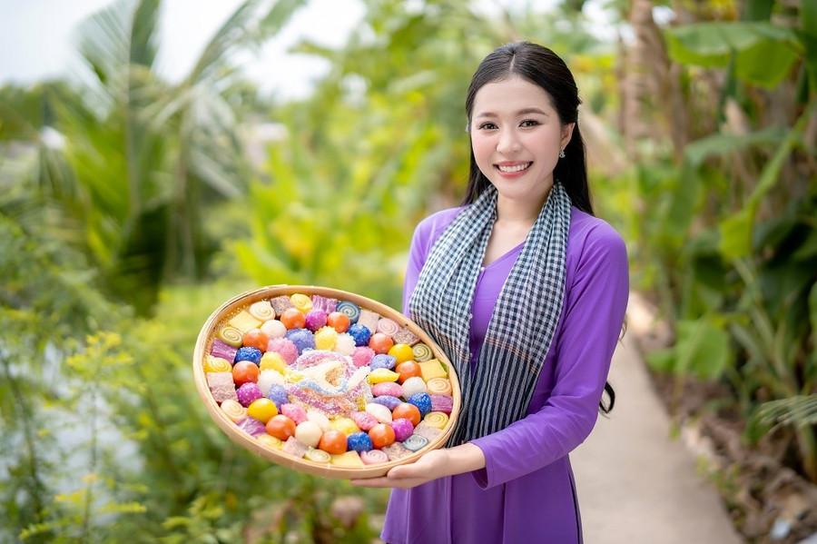 Nguyễn Ngọc Kiều Duy tích cực tham gia nhiều hoạt động ý nghĩa khi bắt đầu nhiệm kỳ Hoa hậu Quốc gia Việt Nam. 5-kieu-duy-dai-su-banh-nhan-gian.jpg