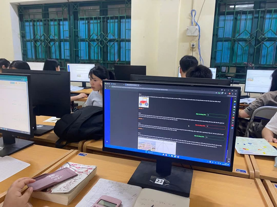 Việc ứng dụng công nghệ số trong các nhà trường đạt hiệu quả tốt. c9c5a685-b8a7-40cc-b346-660ae4491910-1-all-12273.jpg