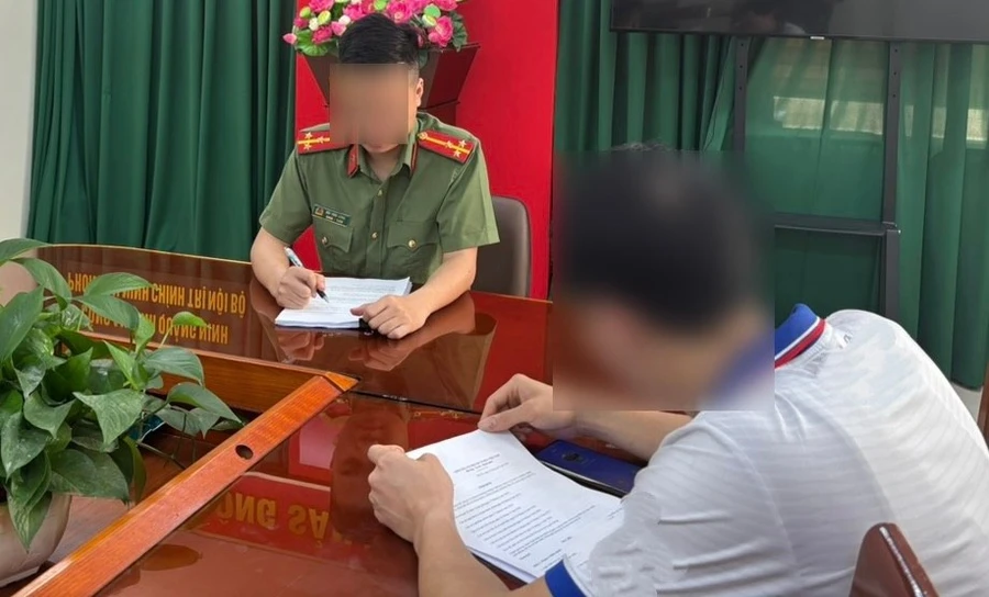 Ông N.V.T. tại cơ quan Công an.