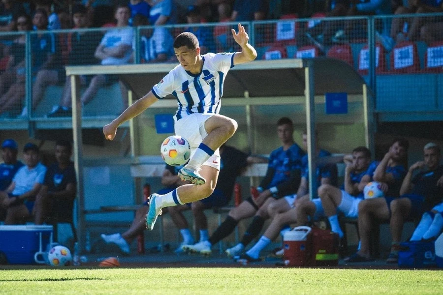 Ibrahim Maza sáng cửa gia nhập CLB Bayer Leverkusen.