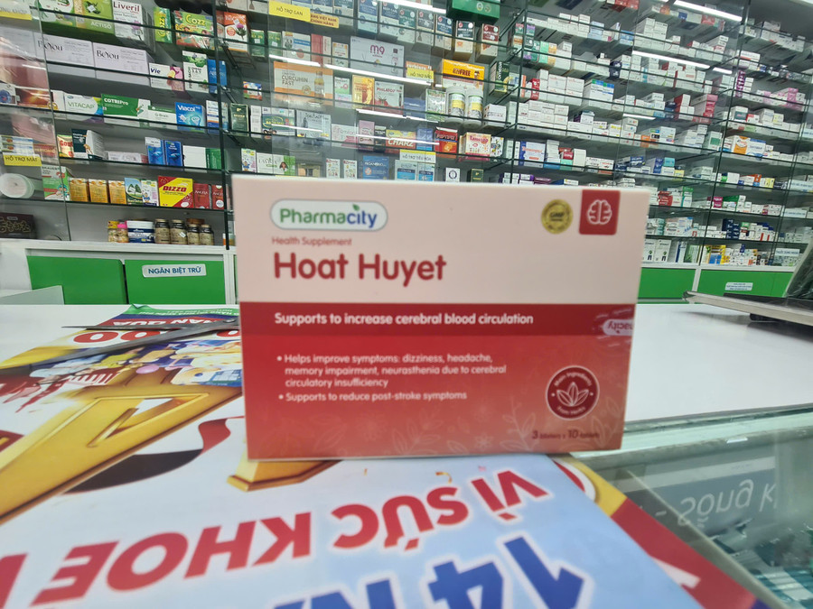 Khách hàng lo lắng về chất lượng sản phẩm viên uống Pharmacity hoạt huyết. z6587248191843-17efcd63f6947fcff01192c05c53a788.jpg