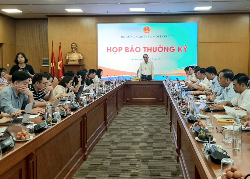 Họp báo thường kỳ Bộ Nông nghiệp và Môi trường diễn ra sáng 3/7