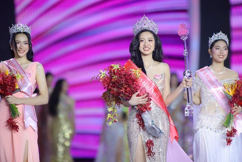 Hà Trúc Linh đăng quang Hoa hậu Việt Nam 2024. Ảnh: BTC