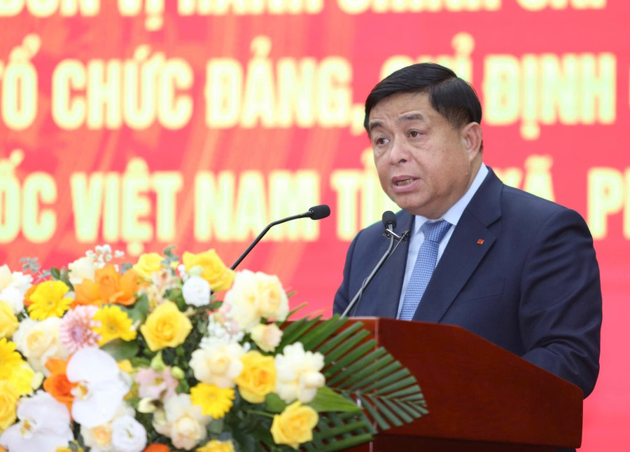 Phó Thủ tướng Nguyễn Chí Dũng phát biểu tại buổi lễ. img-9946.jpg