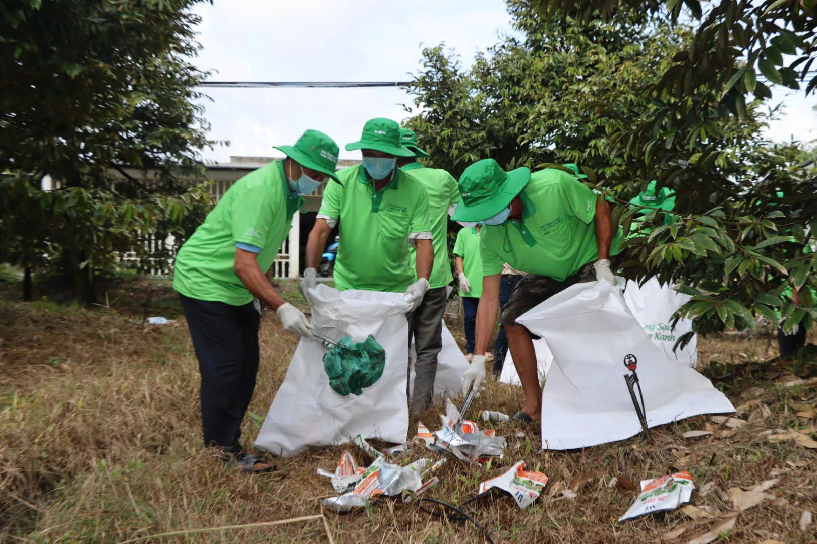Thu gom, xử lý bao gói thuốc bảo vệ thực vật, bảo vệ môi trường