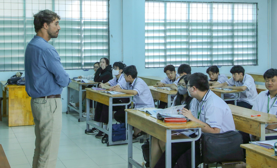 Tiết học của học sinh hệ 9+Trường Cao đẳng Quốc tế TPHCM. Ảnh: MA