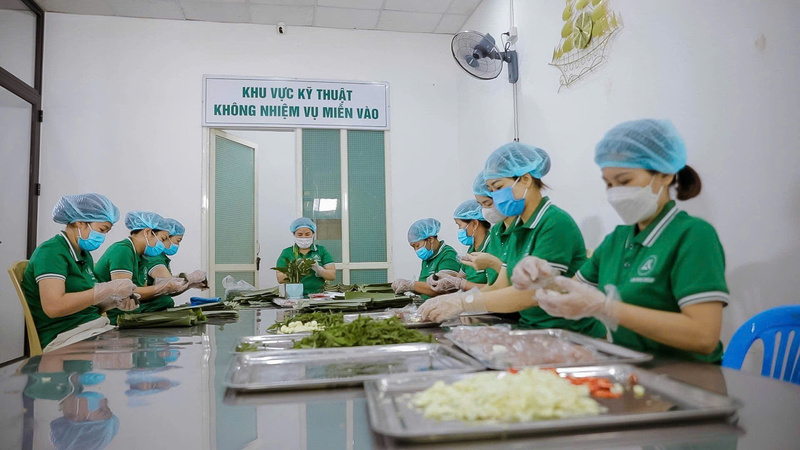 Các cơ sở sản xuất nem chua tại Thanh Hóa luôn tăng cường kiểm soát đầu vào, chỉ lựa chọn những nguyên liệu có nguồn gốc, kiểm dịch rõ ràng