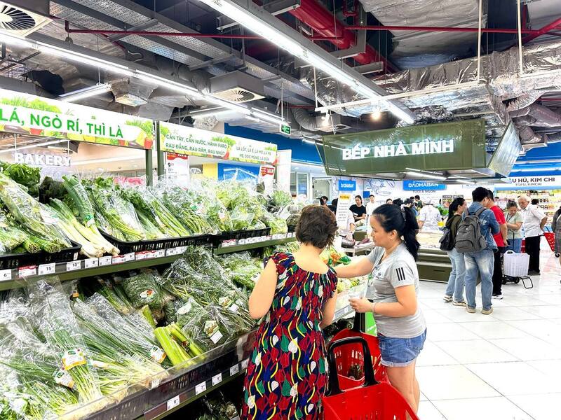 Doanh thu tăng cao là động lực để doanh nghiệp bán lẻ mở rộng điểm bán (Ảnh: Kim Ngân)