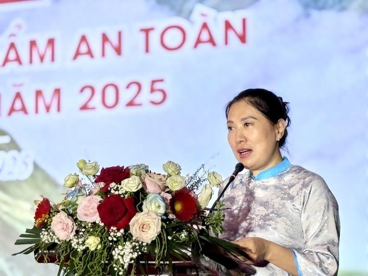 Bà Lê Thị Hồng Anh, Giám đốc Trung tâm Xúc tiến Đầu tư, Thương mại và Du lịch tỉnh Sơn La. Ảnh: Hoàng Lan