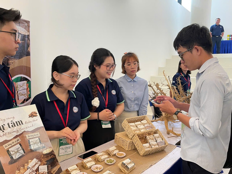 Nhiều dự án tại cuộc thi Khởi nghiệp Xanh 2025 đã tận dụng các nguyên liệu phong phú sử dụng theo kinh tế tuần hoàn.