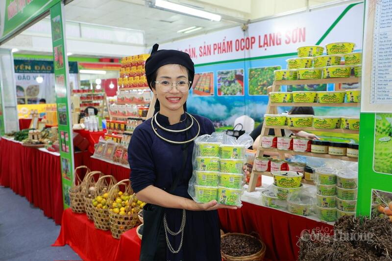 Phiên chợ nông sản, đặc sản vùng miền 2025: Góp phần lan tỏa giá trị OCOP - 4