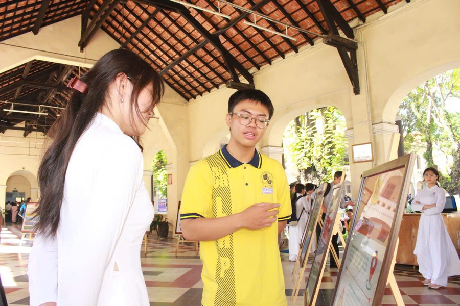 phong-chong-lua-dao-tren-mang-hoc-sinh-sinh-vien-khong-con-don-doc-1.jpg