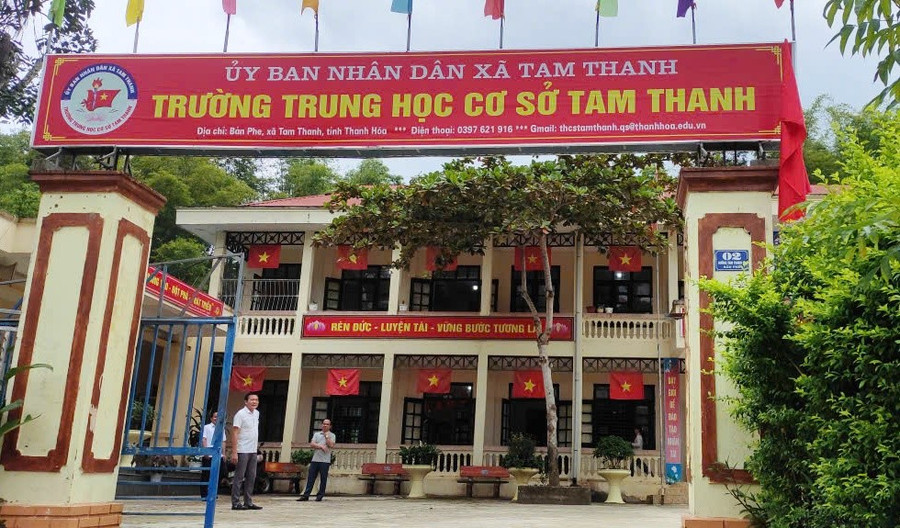 Trường THCS Tam Thanh - nơi cô giáo Tống Thị Phượng đang công tác. 325182f54e60c33e9a71.jpg