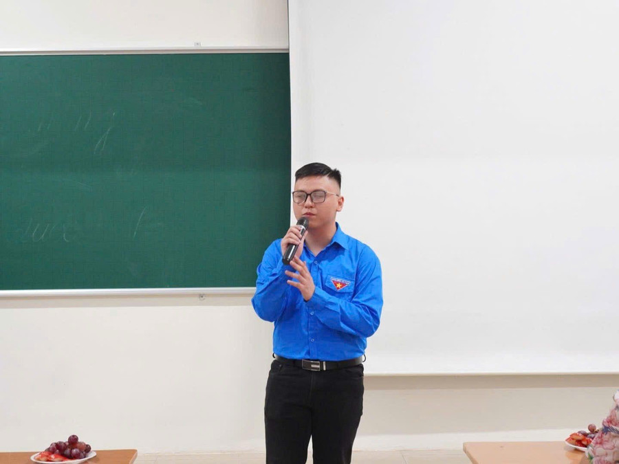 Đỗ Nam Khánh - Sinh viên K69 Khoa Công tác xã hội, Trường ĐH Khoa học Xã hội và Nhân văn (Đại học Quốc gia Hà Nội).