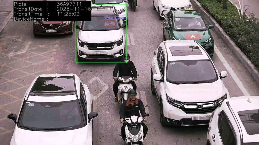 Hình ảnh ô tô vi phạm Luật Giao thông ở Thanh Hóa. Ảnh: CACC