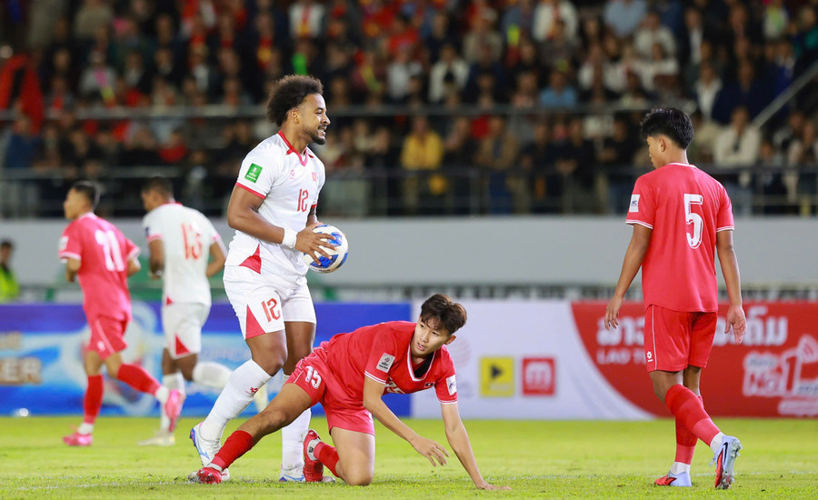 Xuân Son trở lại đội tuyển Việt Nam trong trận gặp Lào ngày 19/11 sau hơn 300 ngày vắng mặt vì chấn thương. Ảnh: INT doi-tuyen-bong-da-viet-nam-nhieu-han-che-van-bo-ngo-2.jpg