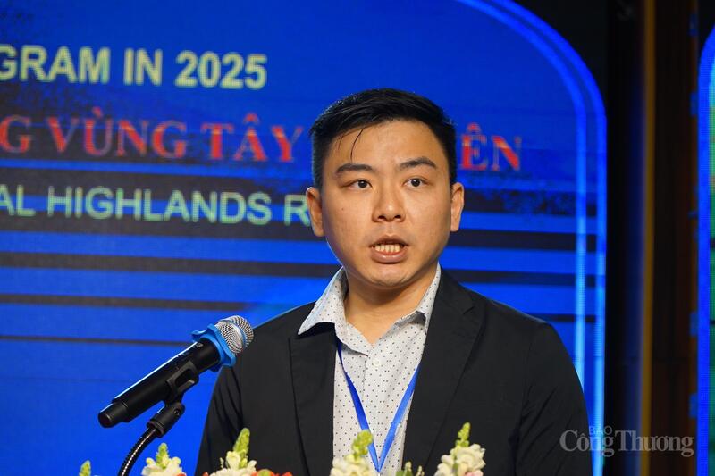 Ông Zhe Xi, Giám đốc Công ty TNHH cà phê Lunzo. Ảnh: Vũ Long