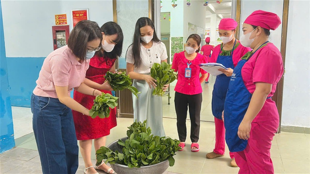 Bồi dưỡng kỹ năng tự phục vụ cho trẻ ngay từ bậc mầm non