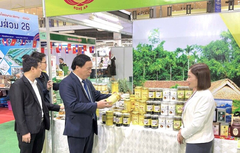 Các hoạt động kết nối cung - cầu xuất khẩu, kết nối giao thương, hội chợ giúp doanh nghiệp tìm kiếm và phát triển thị trường. Ảnh: Thu Huyền