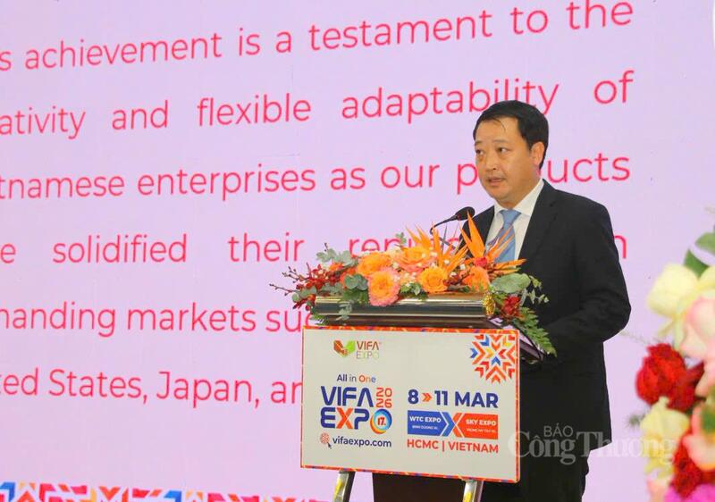 Ông Bùi Quang Hưng phát biểu tại sự kiện.