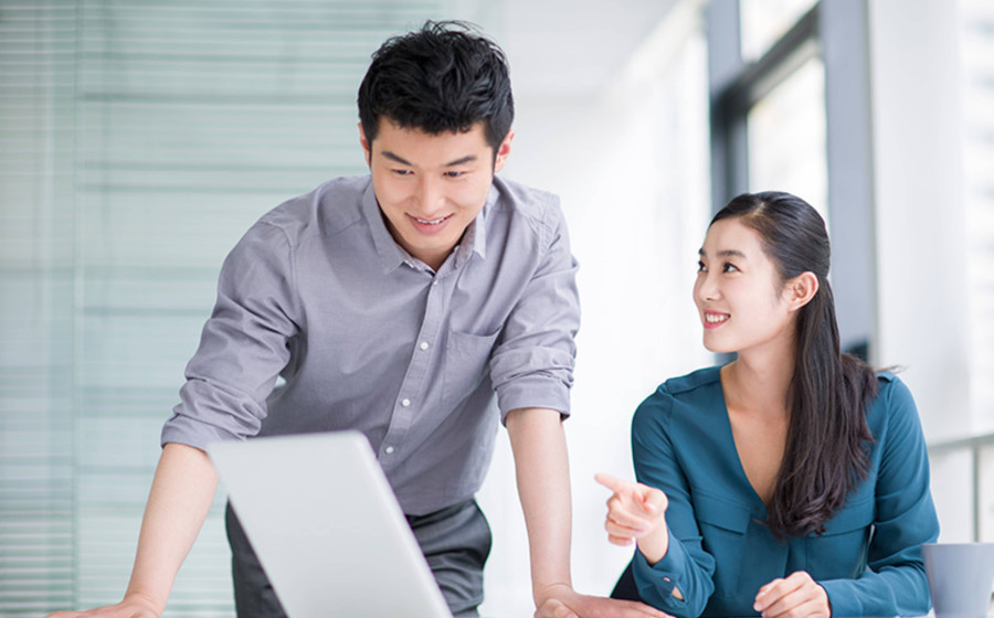 Giao tiếp hiệu quả không chỉ cải thiện hiệu suất công việc, mà còn thúc đẩy sự hòa hợp trong các mối quan hệ. (Ảnh: ITN).