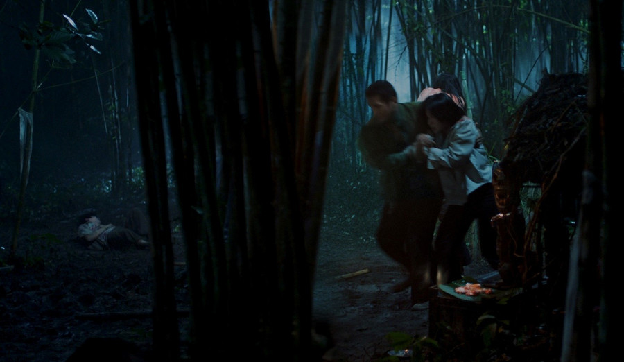 Phim "Quỷ nhập tràng 2" đang có xu hướng bứt tốc doanh thu. qnt-1.jpg