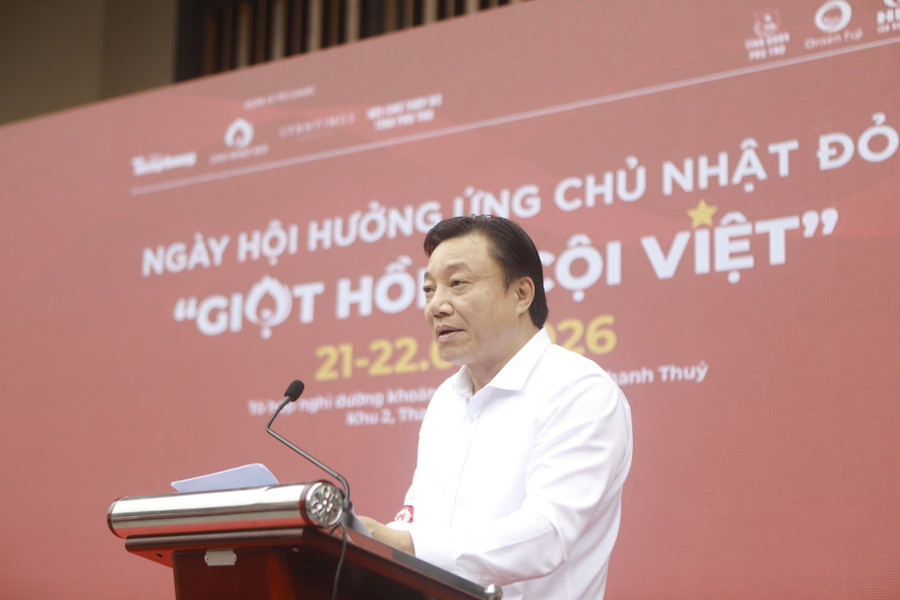 Phó Chủ tịch UBND tỉnh Phú Thọ phát biểu tại sự kiện. 64a7495.jpg