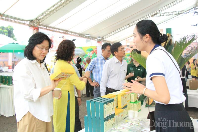 Chương trình nhằm quảng bá, giới thiệu các sản phẩm OCOP, sản phẩm đặc trưng đến người tiêu dùng trong và ngoài tỉnh.