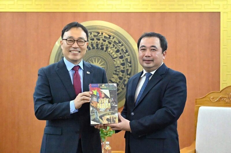 Các sản phẩm của Công ty TNHH Nonla Viet Nam Global được sử dụng làm quà tặng trong các hoạt động đối ngoại của Chính phủ, dành tặng cho các đại sứ và khách quốc tế.