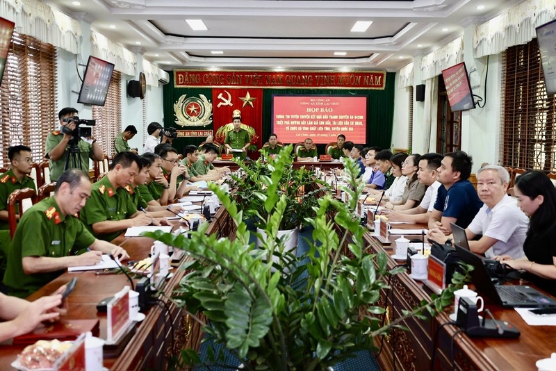 Quang cảnh buổi họp báo chiều 18/5. Ảnh: CTV