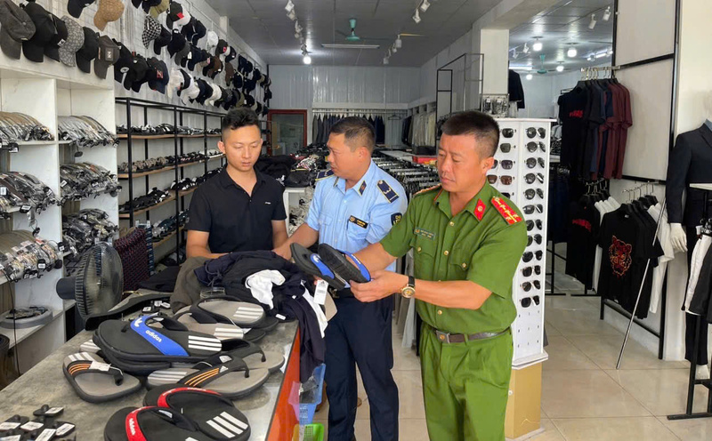 Lực lượng chức năng tỉnh Hưng Yên tăng cường theo dõi, giám sát hoạt động kinh doanh trên địa bàn. Ảnh: Chi cục QLTT Hưng Yên
