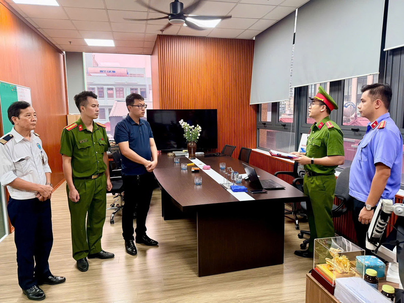 Cơ quan CSĐT Công an tỉnh Phú Thọ đã ra Quyết định khởi tố vụ án hình sự về tội “Xâm phạm quyền tác giả, quyền liên quan” theo Điều 225 Bộ luật Hình sự. Ảnh: Công an tỉnh Phú Thọ