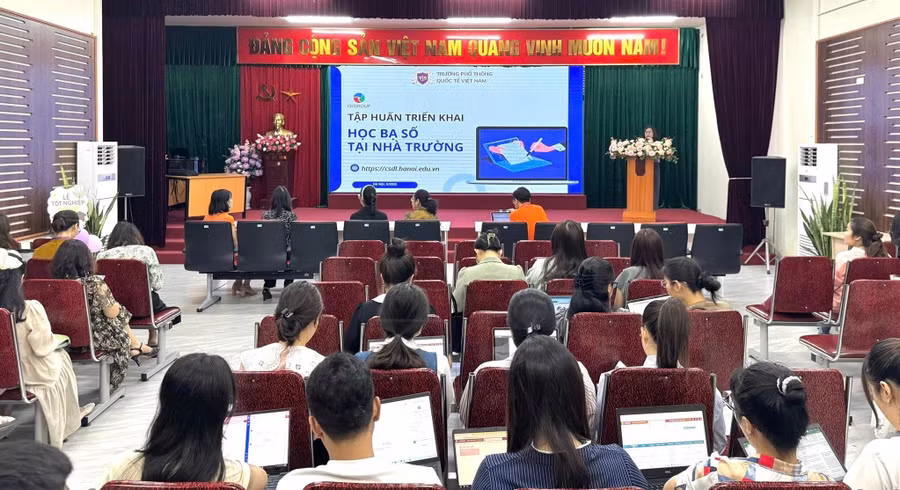 Tập huấn triển khai học bạ số tại Trường Phổ thông Quốc tế Việt Nam (Hà Nội). Ảnh: Website nhà trường bai-toan-bao-mat-3.jpg