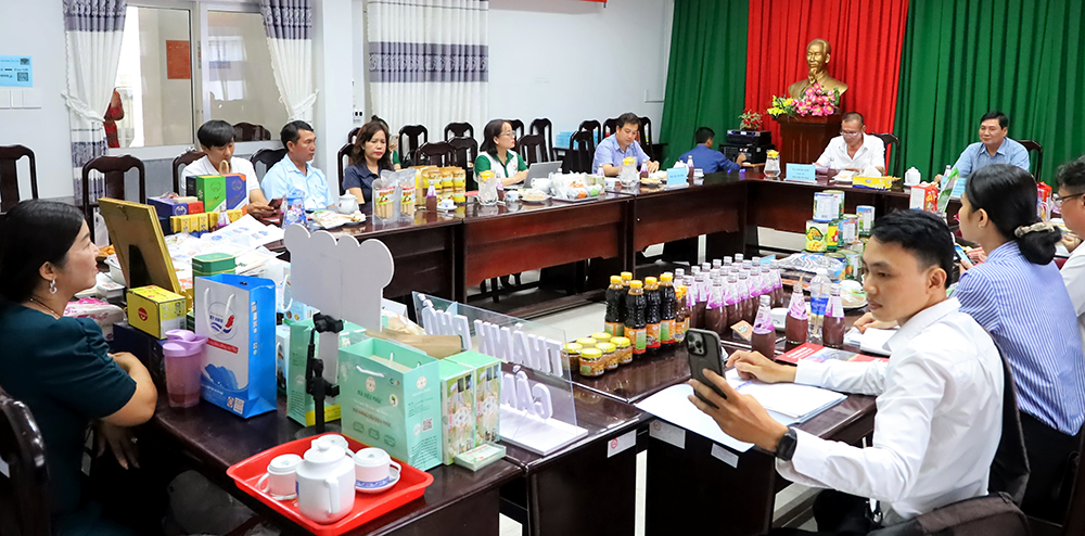 Kết nối sản phẩm đặc trưng, sản phẩm OCOP của TP Cần Thơ vào hệ thống siêu thị Tứ Sơn