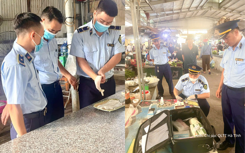 Lực lượng chức năng test nhanh các mẫu thực phẩm tại chợ truyền thống quy mô lớn.
