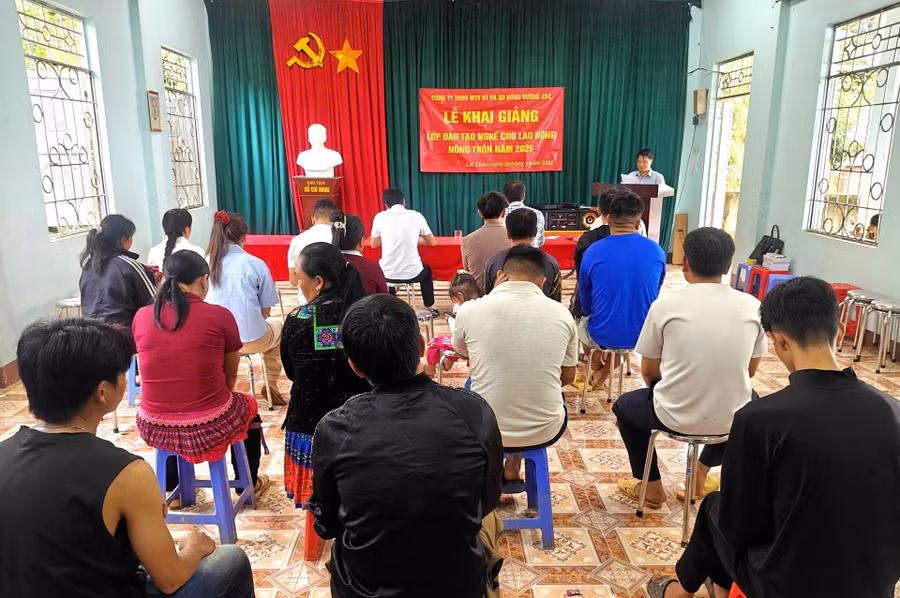 Lớp đào tạo nghề cho lao động nông thôn ở xã Tả Lèng. ta-leng-4.jpg