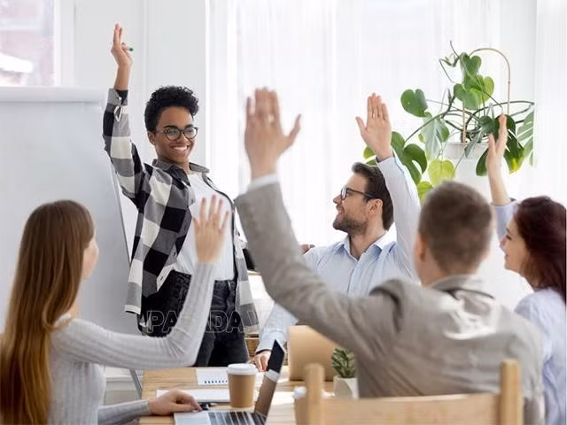 Ngọ phải giữ sự bình tĩnh và cầu thị, Tuất công việc tiến triển rực rỡ ngày 17/9