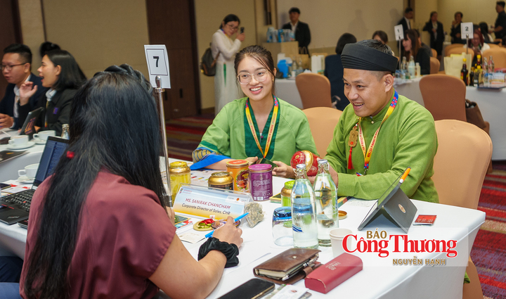 Trong khuôn khổ “Tuần lễ Việt Nam tại Thái Lan 2026”, Bộ Công Thương phối hợp với Tập đoàn Central Retail tổ chức Hội thảo “Kết nối cung cầu giữa doanh nghiệp Việt Nam và doanh nghiệp Thái Lan”.