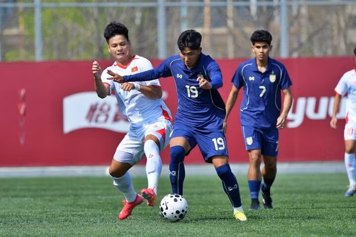 U23 Việt Nam so tài U23 Thái Lan tại giải quốc tế tại Gia Lai.