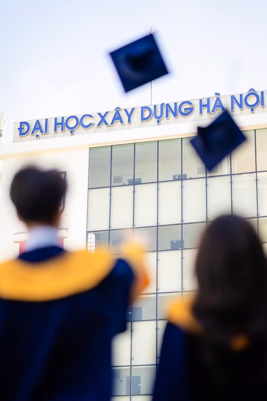 Sinh viên Trường Đại học Xây dựng Hà Nội trong ngày tốt nghiệp. chatluongjpg2.jpg