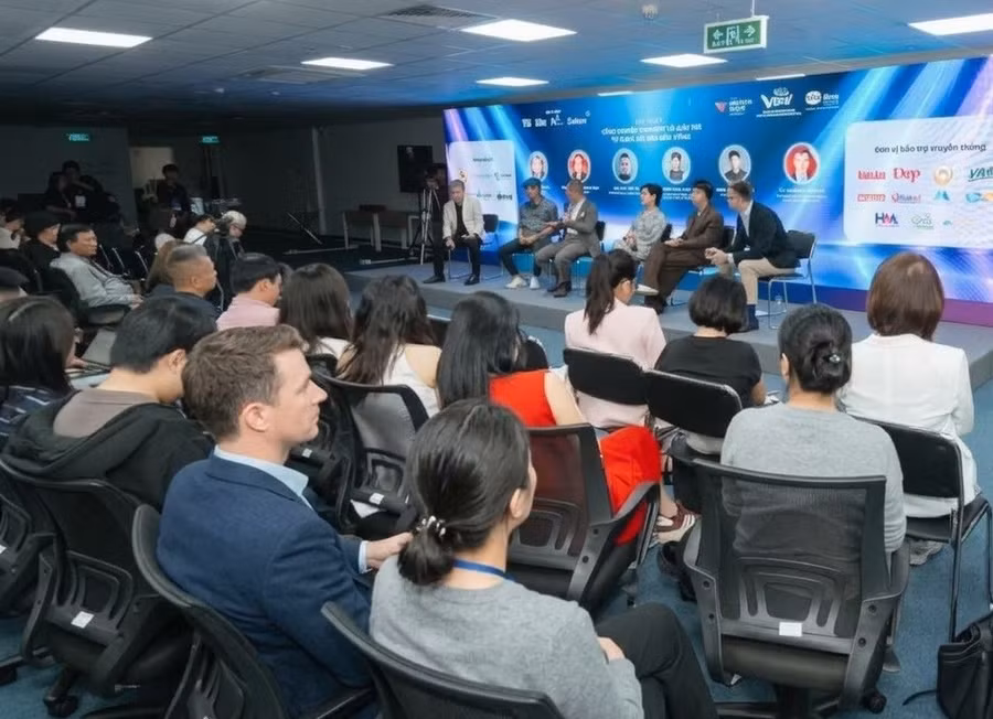 Hội thảo “Công nghiệp concert và giải trí: Từ bùng nổ đến bền vững” thu hút đông đảo chuyên gia và các doanh nghiệp công nghiệp văn hóa. con-sot-concert-1.jpg